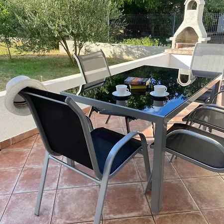 Maisonette Jadranka Mit Separatem Eingang Baška