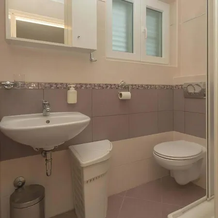 Maisonette Jadranka Mit Separatem Eingang Baška